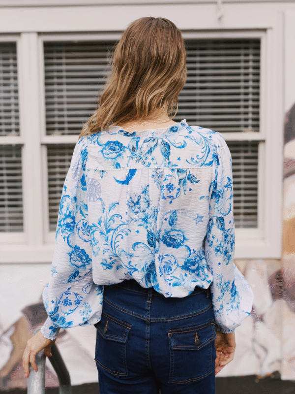 FINE FLORAL BLOUSE - Image 2